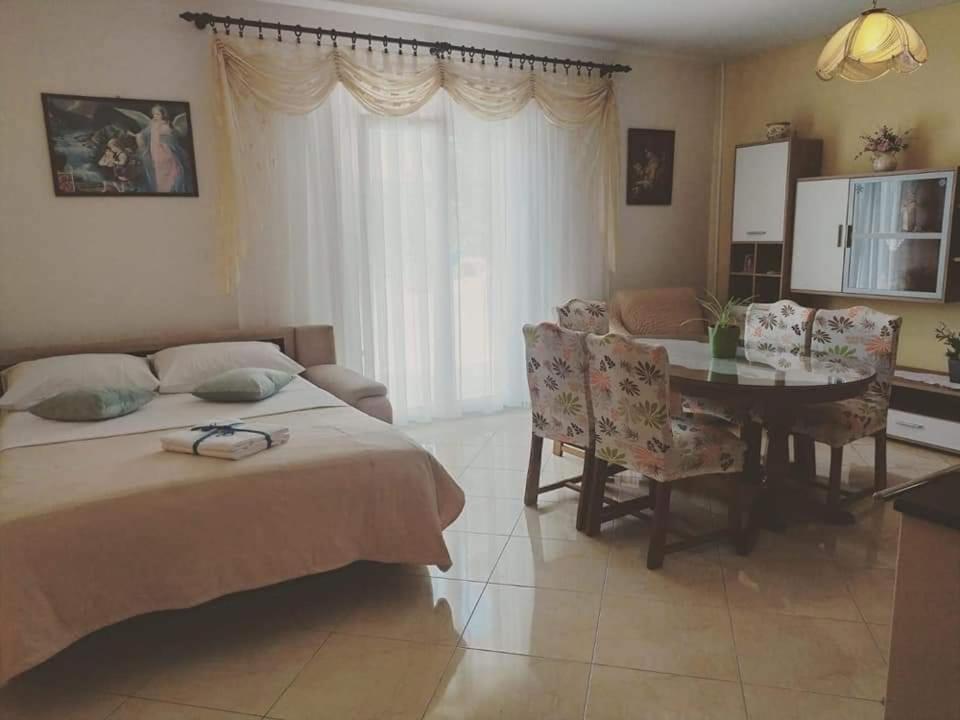 Appartement Lana à Biograd Na Moru Extérieur photo
