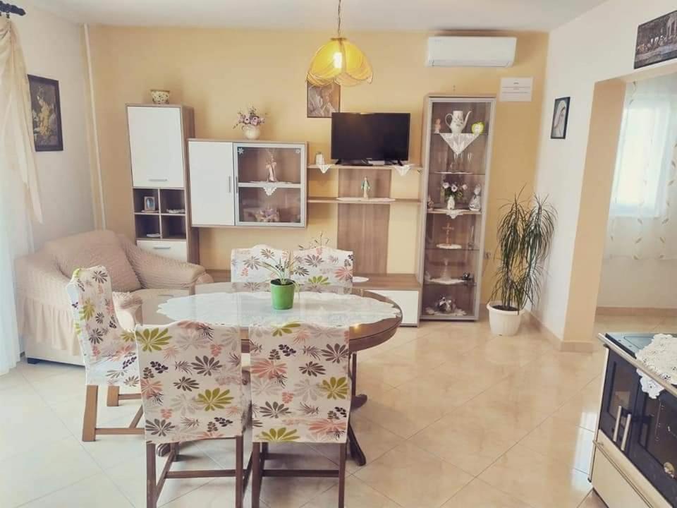 Appartement Lana à Biograd Na Moru Chambre photo